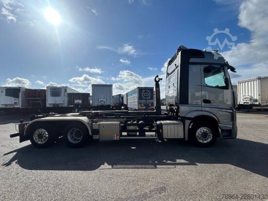 Kipper LKW MERCEDES-BENZ ACTROS 2551 L 6X2 LENK-LIFTACHSE, HIAB-LIFT 2019, E6, RETARDER, CB-FUNK