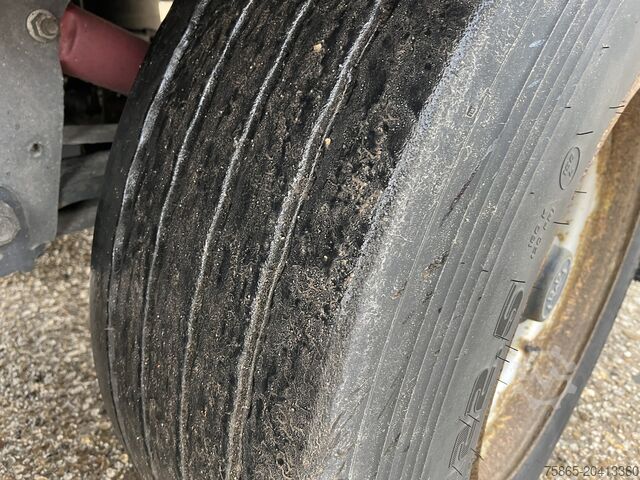 Box body Schmitz Cargobull SCB S3B / Box Trailer / BPW Drum / APK TUV 01-26