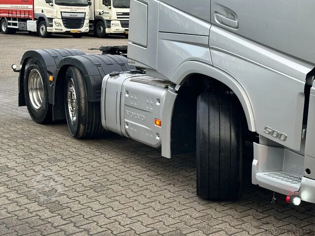 Standard-SZM Volvo FH 500 6x2/4 Euro 6 Globetrotter 2 Tank *TOP*