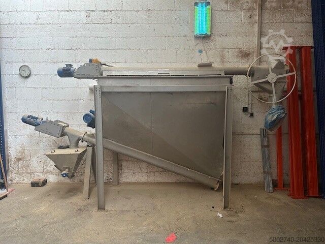 Mischernachbehälter V4A Futtermittel Sonderanfertigung 