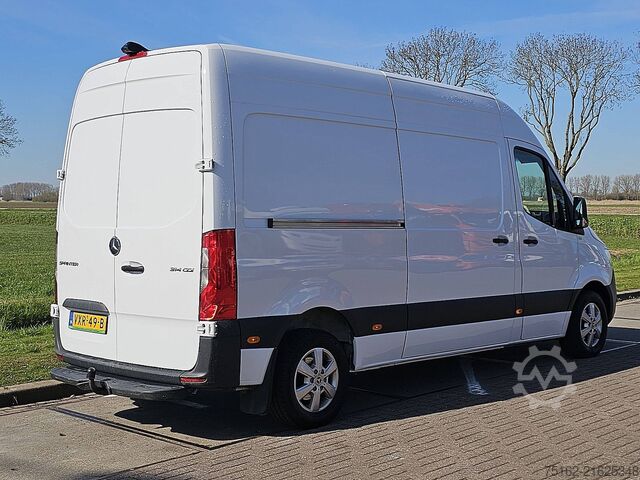High-roof van MERCEDES-BENZ SPRINTER 314 L2H2 Mbux10 Automaat