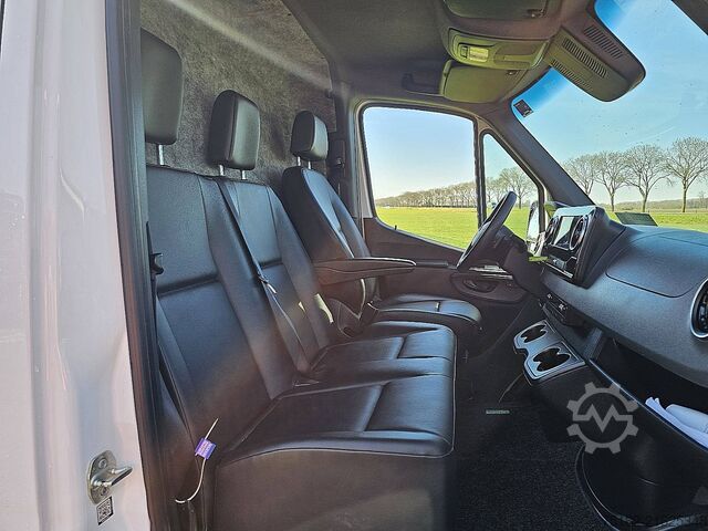 High-roof van MERCEDES-BENZ SPRINTER 314 L2H2 Mbux10 Automaat