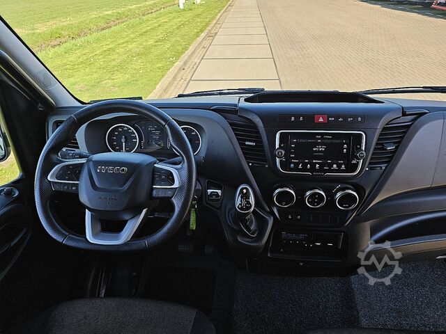 Koffer IVECO DAILY 40C18 Clickstar EURO6