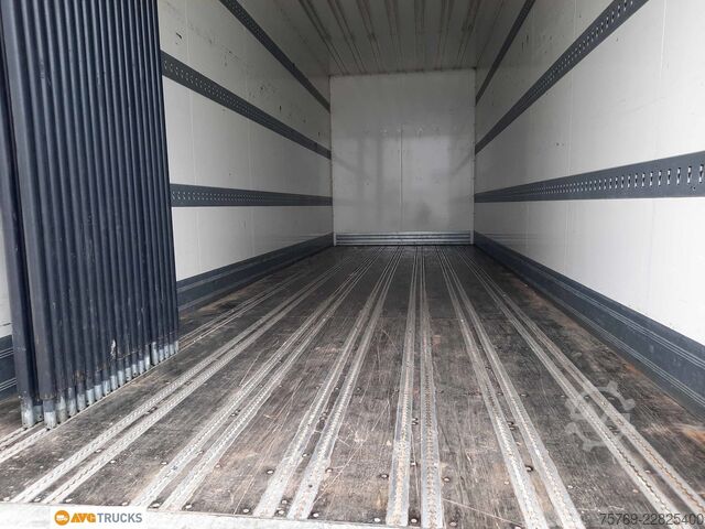 Box truck MERCEDES-BENZ 2545 L ACTROS L Heck-Mitnahmestaplervorrichtung