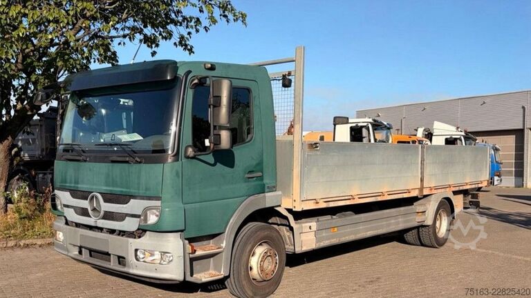 Flatbed truck MERCEDES-BENZ Atego 1226 L 4x2 Pritsche Gerüstbaupritsche