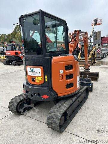 Minibagger Hitachi ZX33U-6 (7789)