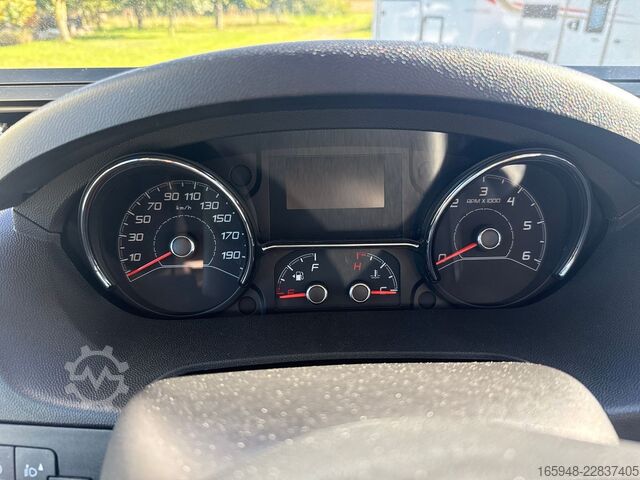 Kastenwagen Wohnmobil / Campervan CHAUSSON CHAUSSON V 594 PREMIUM *Automatik**1.Hand*
