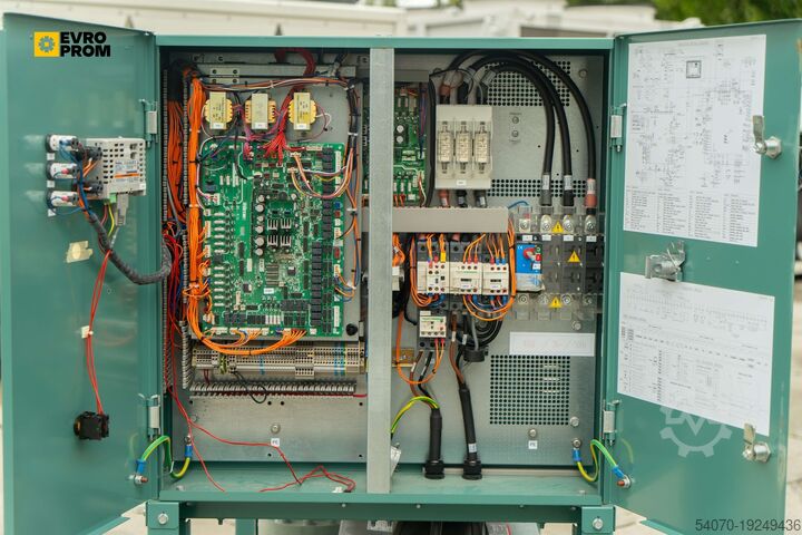 Chiller Used Watercooled Chiller York YCSE0181 180 kW 2016 yom