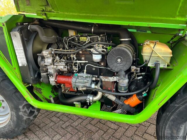 Merlo Teleskoplader MERLO P33.7KT