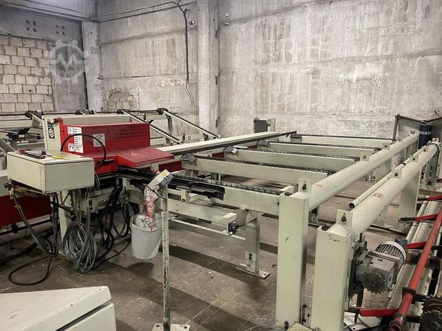 Automatisierung der Hobellinie mit Stapler Weinig E6 infeed + A5 outfeed + stacker