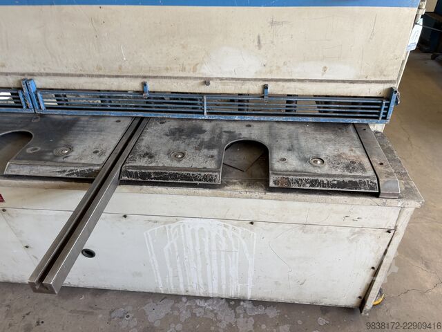 Hydraulic guillotine shear BAYKAL 3100 X 6
