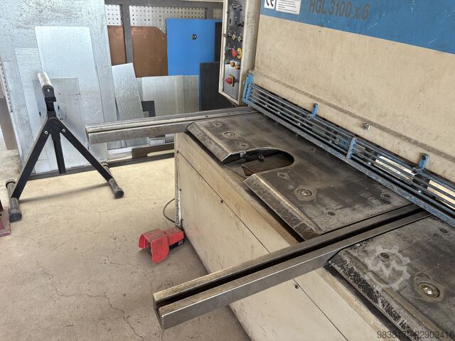 Hydraulic guillotine shear BAYKAL 3100 X 6