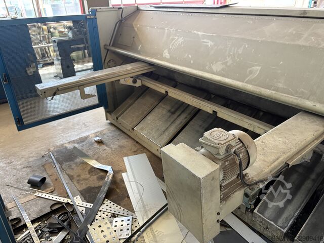 Hydraulic guillotine shear BAYKAL 3100 X 6