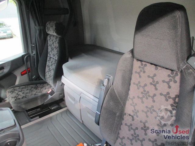 Refrigerated truck Scania R 450 B6x2*4NB / Kühkoffer / Durchlader / Lbw. /