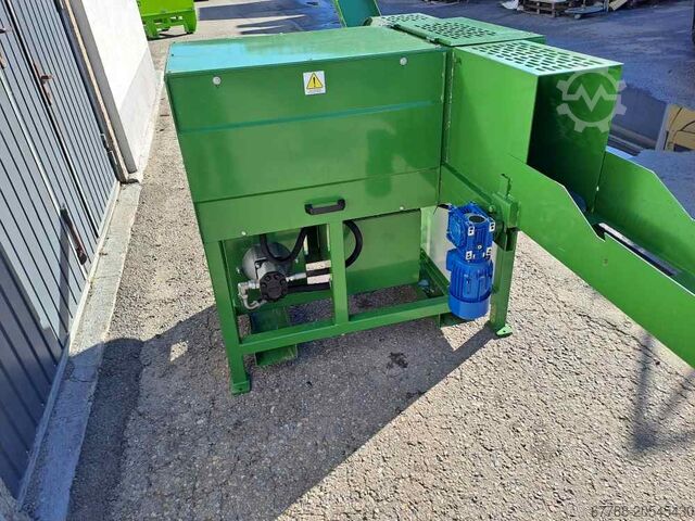 Automatic kindling wood splitter AMIX ŁPR-250