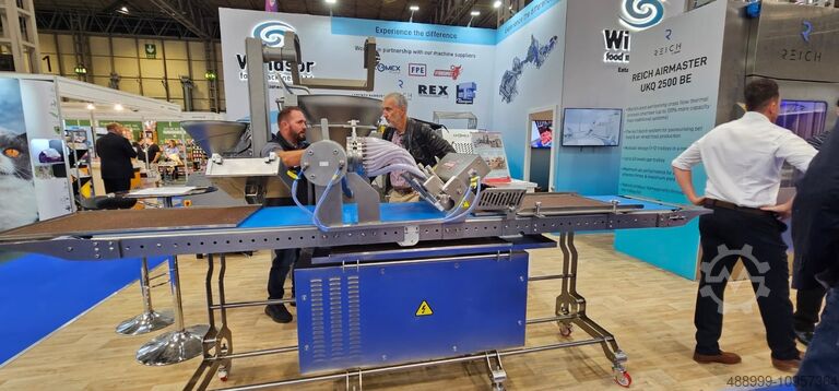 Universelles Formsystem für Snacks ohne HyShpriz RK50U for fish sticks or mini-salami