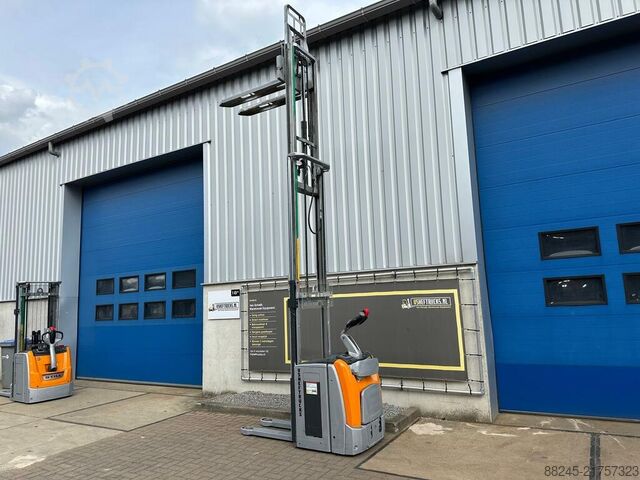 Still VS-22821 electric stacker, 4266mm lift height, battery from 2023. STILL EXV14