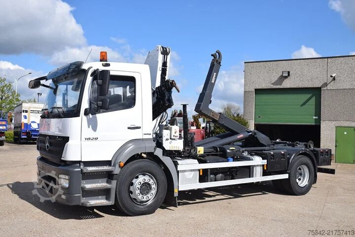 Hook arm system Mercedes-Benz Axor 1829 +Effercrane 110/4s