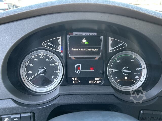 Standard-SZM DAF XF 450 FT Space Cab / 896 dkm / Tacho V2 / Stan...