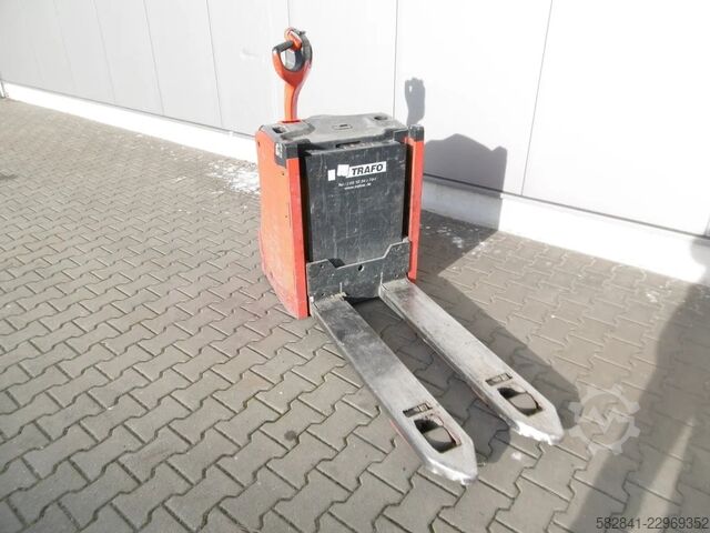Electric low-lift pallet truck LINDE T 16 L