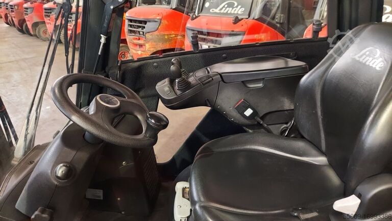 Treibgasstapler Linde H 16-T // Triplex // 4154 BStd.