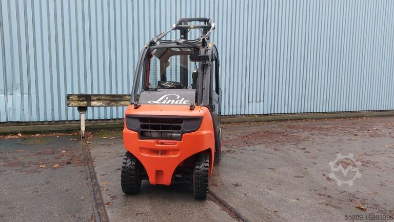 LPG Forklifts Linde H 25 T // Triplex // SS