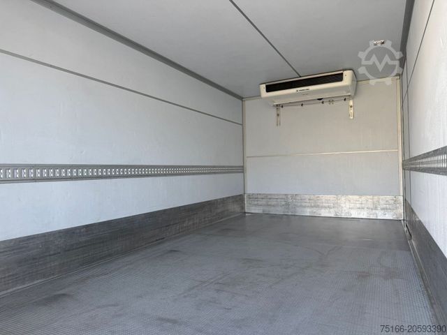 Refrigerator body van MERCEDES-BENZ ATEGO 821 L Kühlkoffer 5 m LBW 1 to.*THERMO*E6D