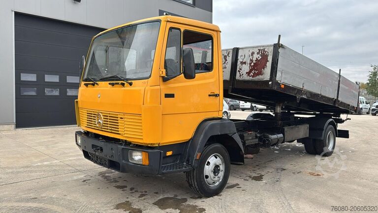 Kipper Mercedes-Benz SK 814 (MANUAL PUMP / POMPE MANUELLE / LAMES)