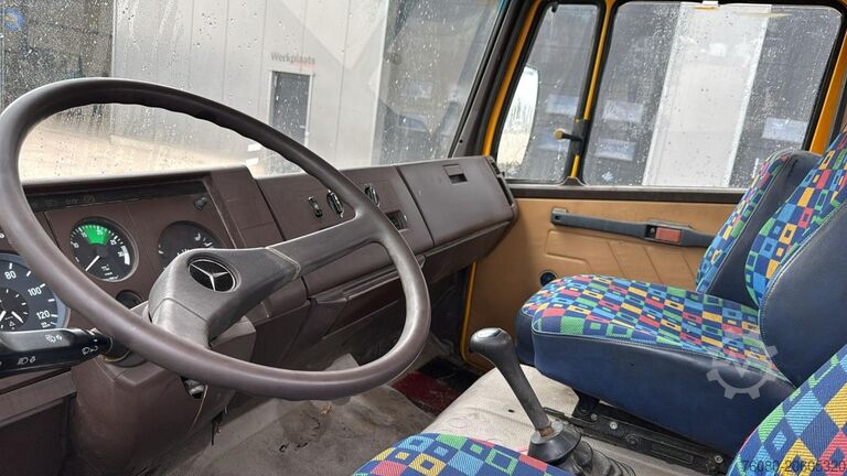 Kipper Mercedes-Benz SK 814 (MANUAL PUMP / POMPE MANUELLE / LAMES)