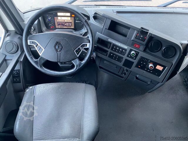 Standard tractor Renault T460 / Automatic / PTO