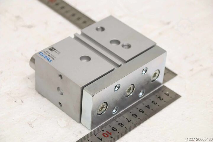 Guide cylinder Festo DFM-32-20-P-A-GF 170854