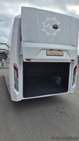 Kleinbus IVECO 2x Daily 70 Lagerfahrzeug Ferqui Sunrise 2,5 m B