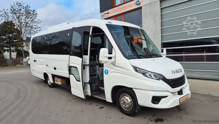 Kleinbus IVECO 2x Daily 70 Lagerfahrzeug Ferqui Sunrise 2,5 m B
