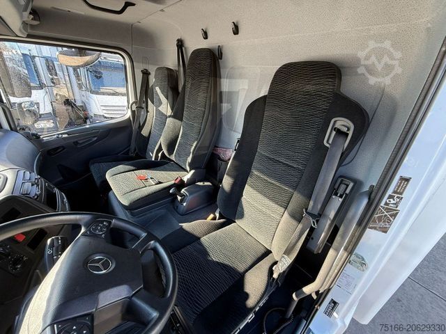 Box van MERCEDES-BENZ ATEGO 818 L Koffer 6,1m LBW 1 to.*AHK Euro 6E