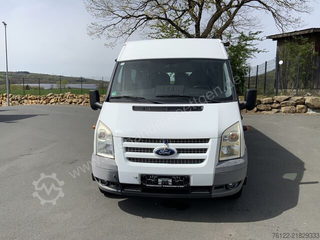 Passenger transport Ford Transit Tourneo 2,2 D