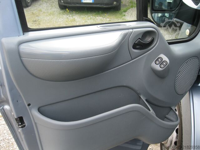 Truck with fixed body Ford Transit 350