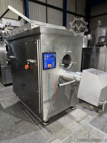 GEA AutoGrind 200 grinder for fresh and frozen meats. GEA AutoGrind 200