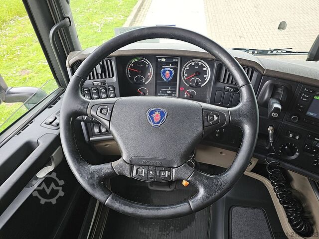Standard-SZM SCANIA R490