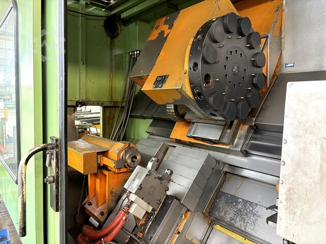 Centrally driven lathe Magdeburg CNC 604 MV