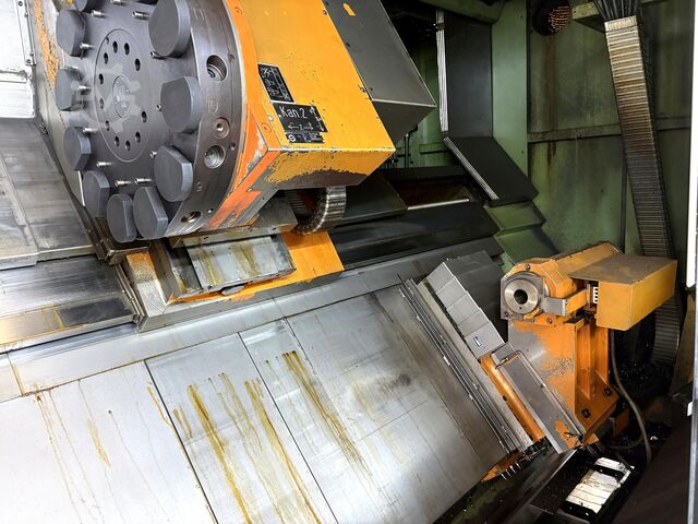 Centrally driven lathe Magdeburg CNC 604 MV