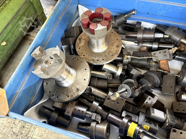 Centrally driven lathe Magdeburg CNC 604 MV