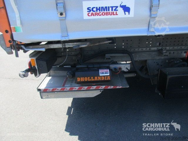 Open semitrailer with tarp Schmitz Cargobull Curtainsider Standard Taillift