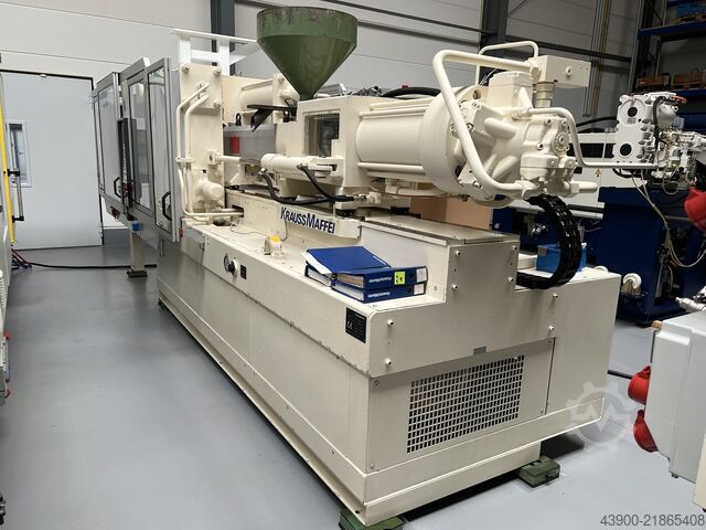 Injection Moulding machine KraussMaffei KM 300 - 1900 C1