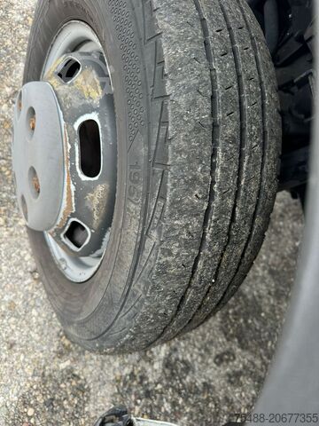 DOKA 3-Seiten-Kipper 4x2 Iveco DAILY 35 C 13