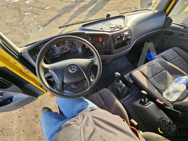 Tipper Mercedes-Benz Atego 815