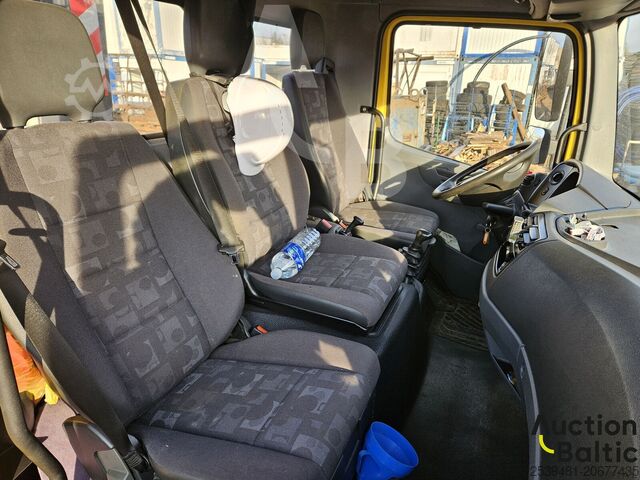 Tipper Mercedes-Benz Atego 815