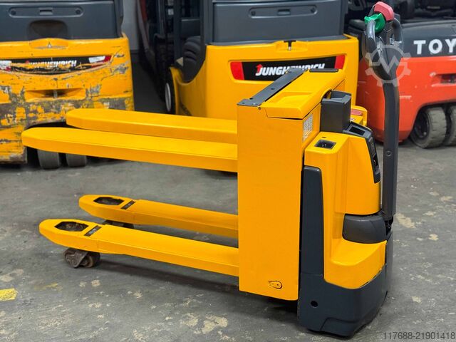 No pallet truck driver Jungheinrich EJE C20 - Service Neu - nur 2638 Std.-Batterie 85%