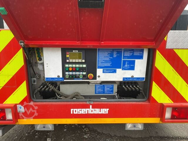 Teleskopmastbühne Bronto Skylift 32 Mete MAN Feuerwehrfahrzeug