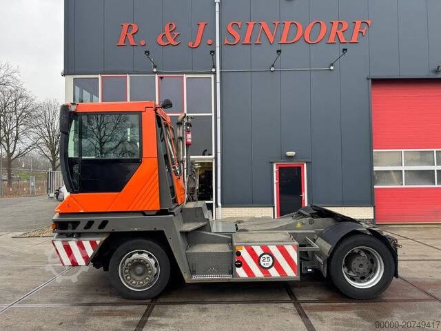Terminal tractor Terberg TT222
