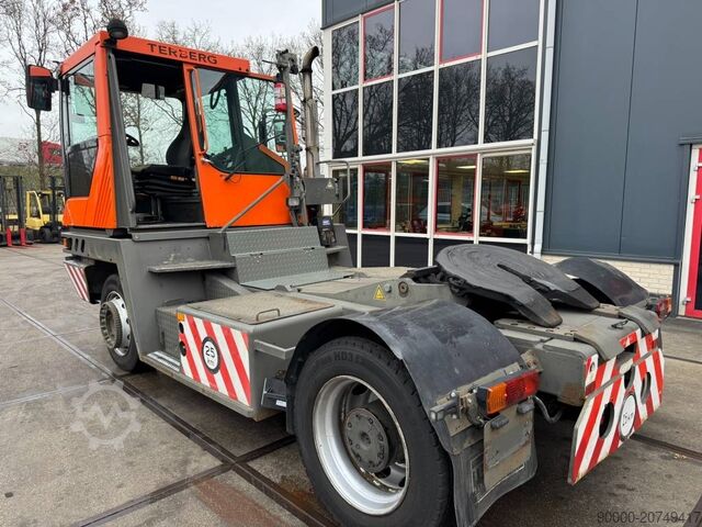 Terminal tractor Terberg TT222